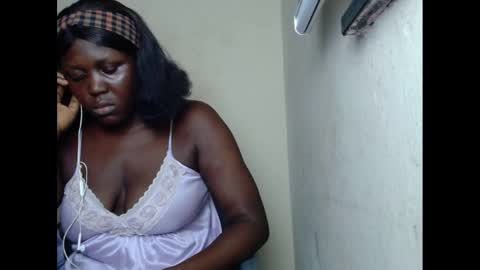 sweetnectarx online show from 02.17.25