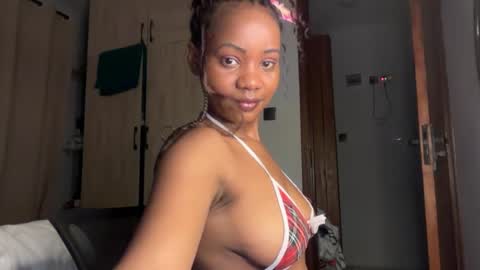 Snapshot of sweetnia754136 chatting on 07.11.26 sweetnia754136 online show from 07.11.26