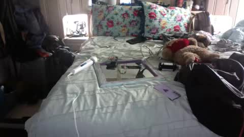 WeAim2PZzz online show from 01.12.25