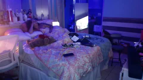 WeAim2PZzz online show from 02.03.25