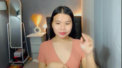 Snapshot of sweetnwildts chatting on 02.25.26 Ghena online show from 02.25.26