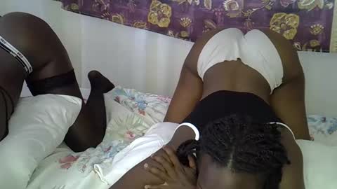 sweetpasion2 online show from 12.18.25