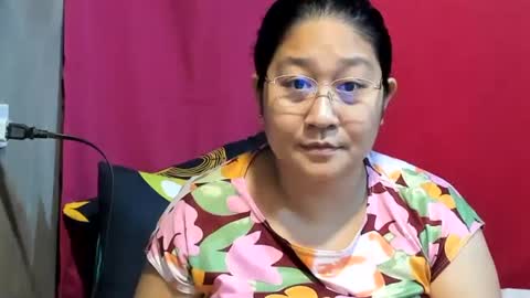 Snapshot of sweetpilipina88 chatting on 01.24.25 MIA online show from 01.24.25