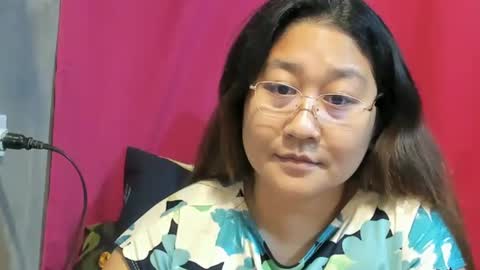 Snapshot of sweetpilipina88 chatting on 01.29.25 MIA online show from 01.29.25