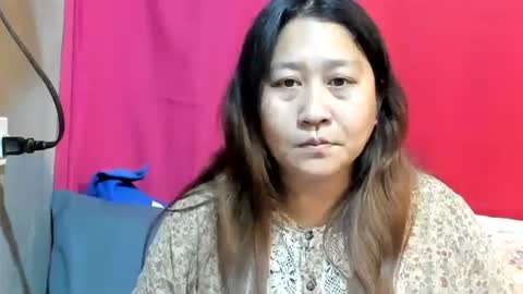 Snapshot of sweetpilipina88 chatting on 03.10.25 MIA online show from 03.10.25