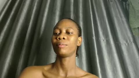 slim ivy online show from 03.20.26