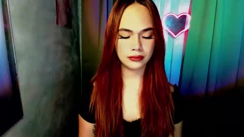 Snapshot of sweetsassyvv chatting on 10.27.25 sweetsassyvv online show from 10.27.25