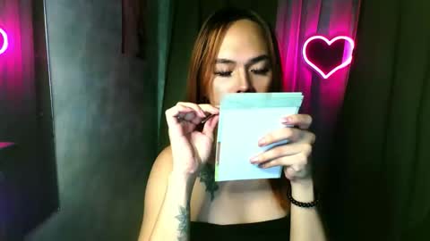 Snapshot of sweetsassyvv chatting on 11.20.25 sweetsassyvv online show from 11.20.25