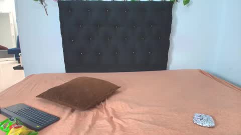 sweetscaarlett online show from 04.17.26