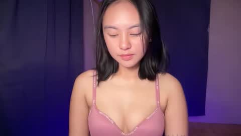Snapshot of sweetsexyx_bella chatting on 05.12.26 sweetsexyx_bella online show from 05.12.26