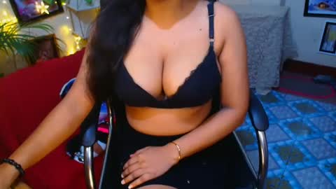 SweetSour online show from 09.13.25