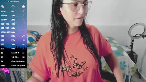 lili online show from 01.18.25