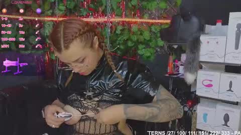 Molly -  INDEPENDENT MODEL online show from 12.21.25