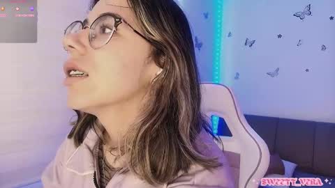 Veronica Independent Model online show from 02.09.26