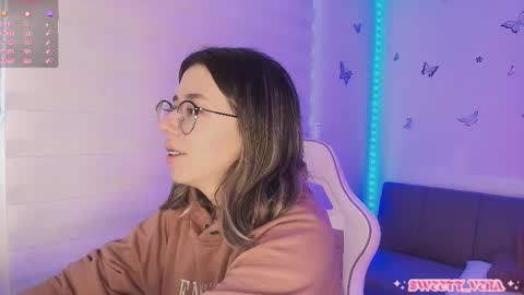 Veronica Independent Model online show from 02.23.26