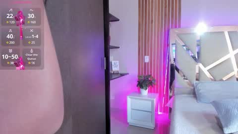 Snapshot of sweetviolet___ chatting on 02.27.25 sweetviolet___ online show from 02.27.25