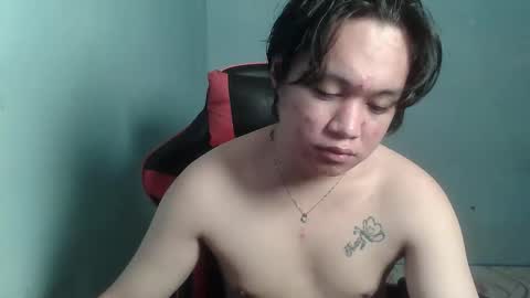 Snapshot of sweetwhore_cristy chatting on 10.02.25 cristy online show from 10.02.25