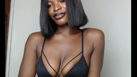 sweetxxboobsx online show from 11.18.25