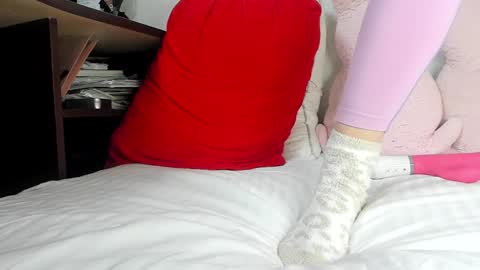 Mia online show from 01.12.25