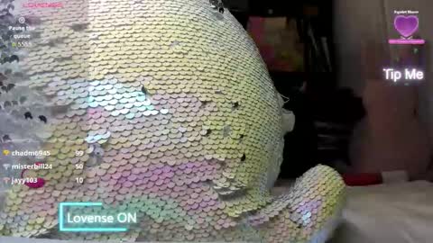 Mia online show from 03.15.26