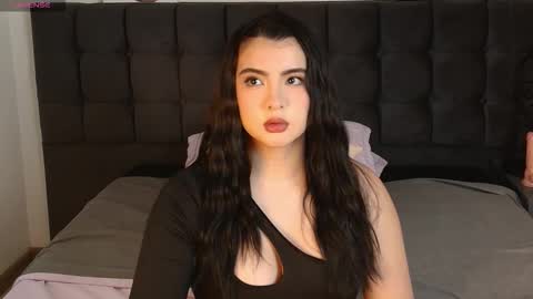 Snapshot of sweety_nicole_ chatting on 11.08.25 sweety nicole 3 online show from 11.08.25