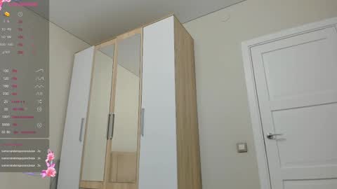 Vikky online show from 02.16.25