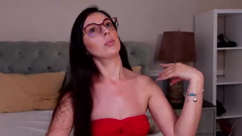 Snapshot of sweetyallye chatting on 07.17.26 Bea Moan from LovenseWet from Tip MenuOpen for Private online show from 07.17.26