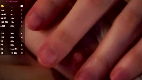 Astrid online show from 04.05.26