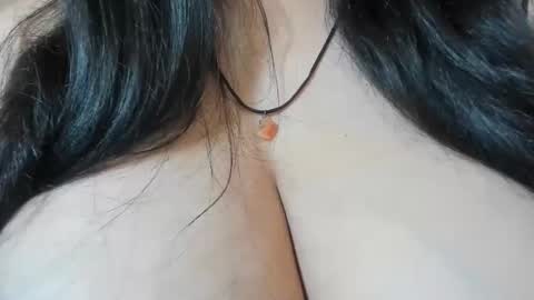 Snapshot of sweewoman_ chatting on 02.25.26 Miranda online show from 02.25.26