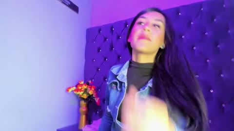 Snapshot of swett_storm chatting on 02.26.26 swett_storm online show from 02.26.26