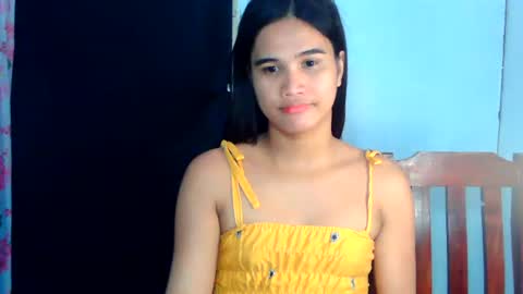 Snapshot of swettie_rhea chatting on 06.15.26 Rhea online show from 06.15.26