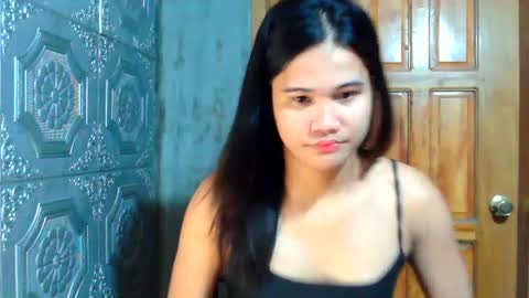Snapshot of swettie_rhea chatting on 06.30.26 Rhea online show from 06.30.26