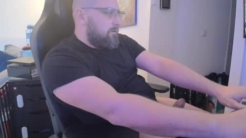 Snapshot of swissman1870 chatting on 01.30.25 swissman1870 online show from 01.30.25