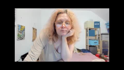 switchlorenx online show from 12.14.24