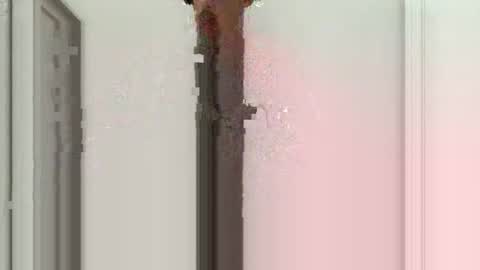 sxcysailor98 online show from 11.17.25