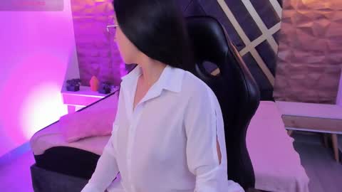 Snapshot of sydney_miller_ chatting on 02.24.26 Sydney online show from 02.24.26