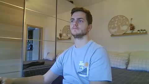 syl092 online show from 01.12.26