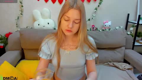 Sylvia online show from 02.26.26