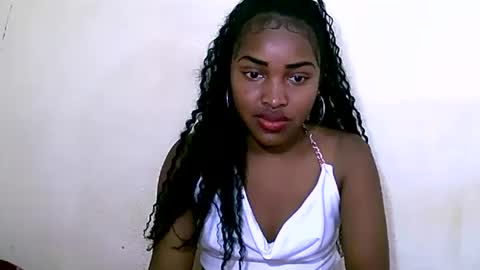 Snapshot of sylviasexy27 chatting on 12.22.24 sylviasexy27 online show from 12.22.24