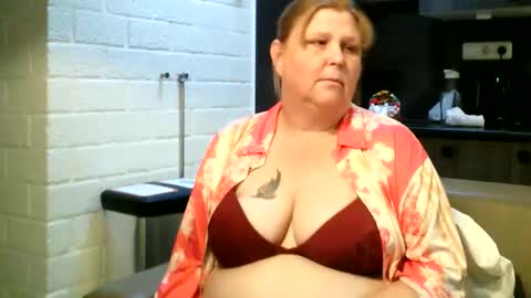 Snapshot of sylviastar47 chatting on 05.11.26 Sylviastar47 online show from 05.11.26