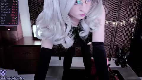 Snapshot of sylvie_fey chatting on 01.13.25 Sylvie online show from 01.13.25