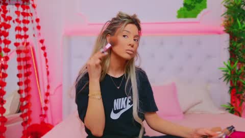 Arianna online show from 02.06.25