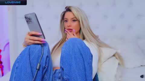 Arianna online show from 02.18.25