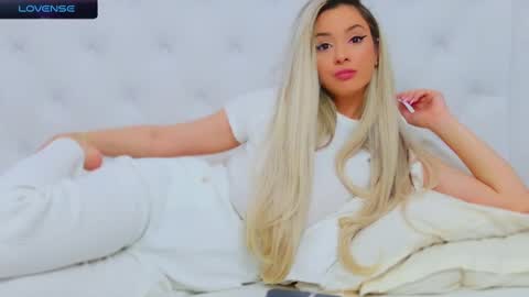 Arianna online show from 02.24.25