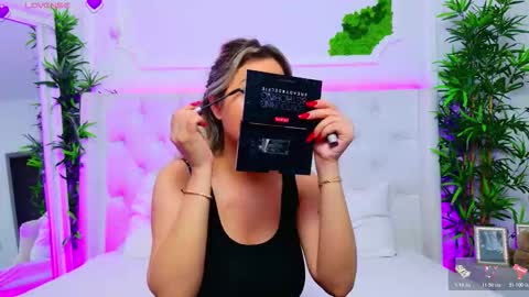 Arianna online show from 11.20.25