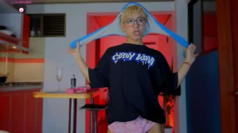 taichi online show from 01.06.26