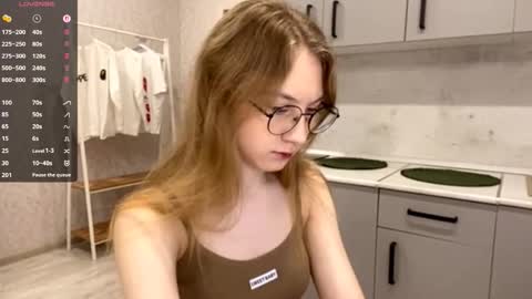 Tessa online show from 12.21.25