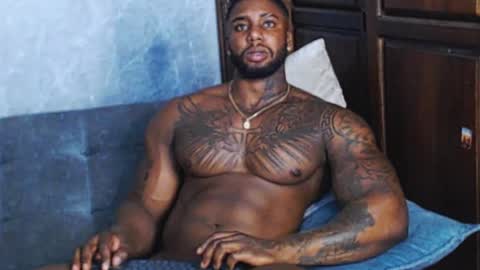 Tairon Tucke online show from 12.28.24