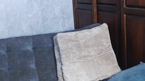 Tairon Tucke online show from 01.06.25