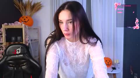 Lizzy online show from 11.03.25